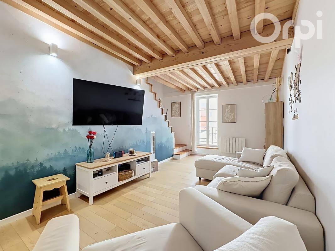 Maison 3 pièces 105 m² · à Mur-sur-Allier · 104,7 m² · 855 €/mois
