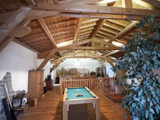 Maison à vendre 550 000 € 9 pièces 5 chambres 330 m² 2 396 m² de terrain Marlhes 42660