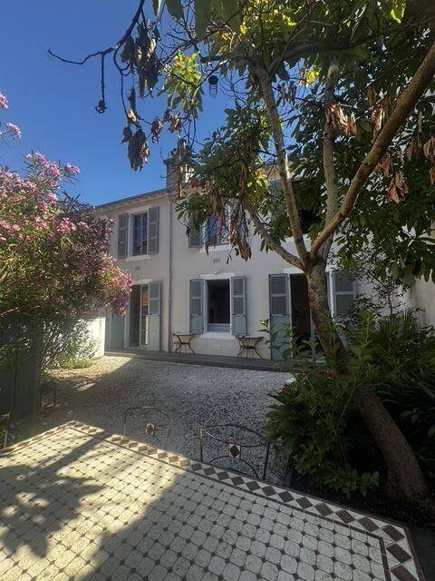 Maison 4 pièces 94 m² · à Pau · 94 m² · 1 600 €/mois