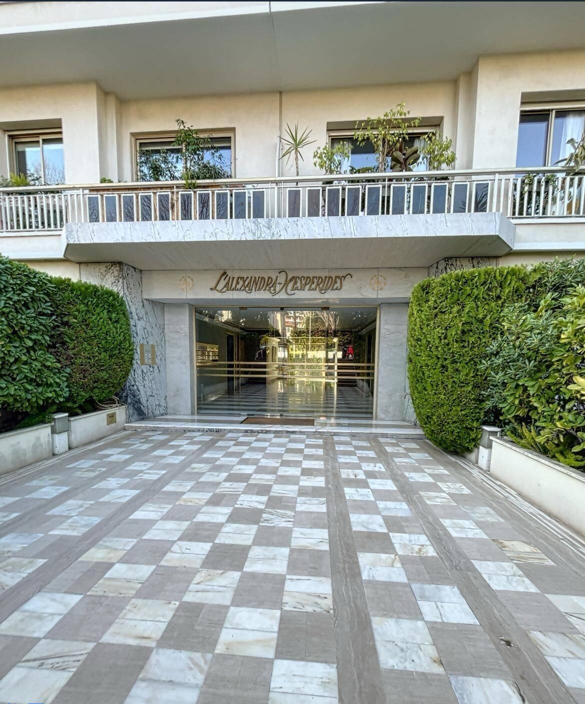 Appartement 3 pièces 85 m² · à Nice · 84,6 m² · 1 550 €