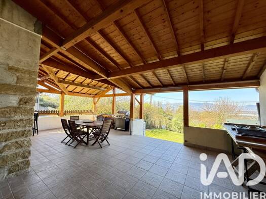Maison à vendre 249 000 € 4 pièces 3 chambres 116 m² 359 m² de terrain Ville-sous-Anjou 38150