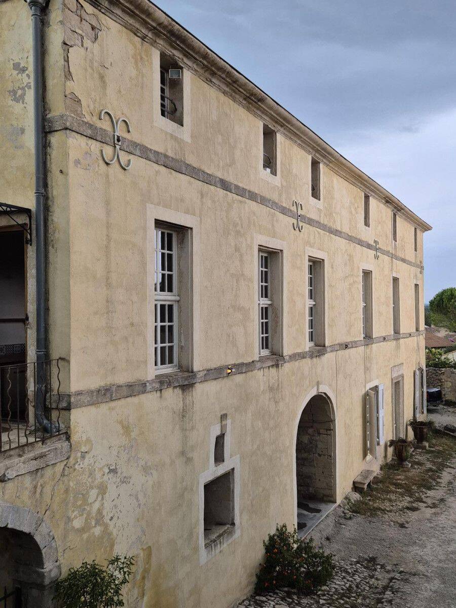 Appartement 4 pièces 80 m² · à Sommières · 80 m² · 1 050 €