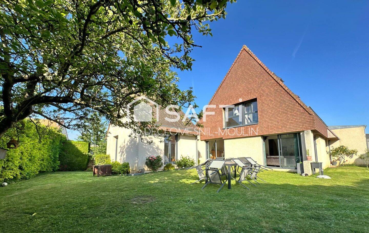 Maison 6 pièces 170 m² · à Fontenay-le-Marmion · 170 m² · 379 900 €