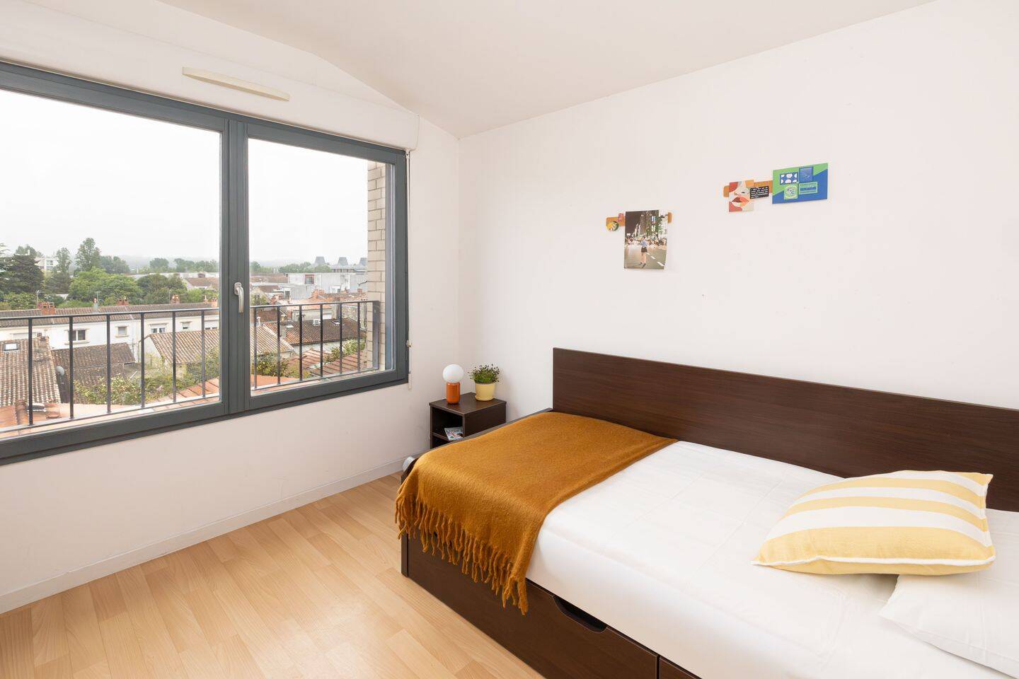 Colocation à louer - Première occupation - Bordeaux - 617 € - 5 pièces, 4 chambres, disponible dès maintenant · 617 €
