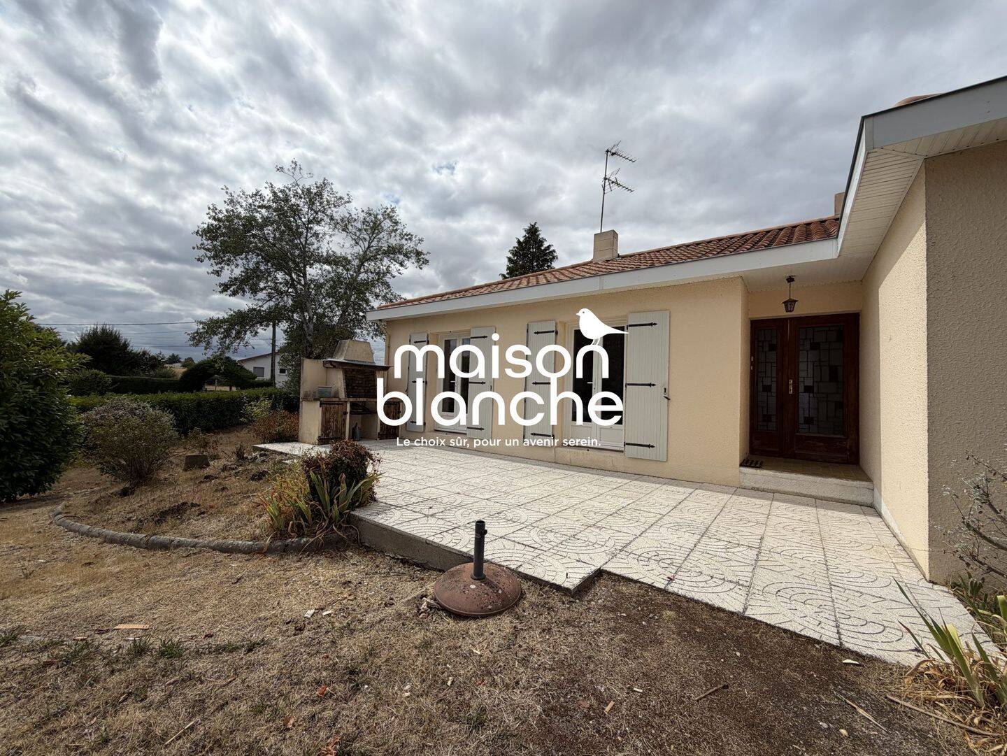 Maison 6 pièces 132 m² · à Pompaire · 131,6 m² · 1 100 €