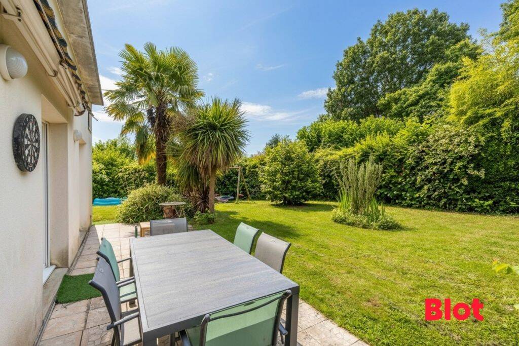 Maison 7 pièces 127 m² · à Acigné · 127 m² · 367 500 €