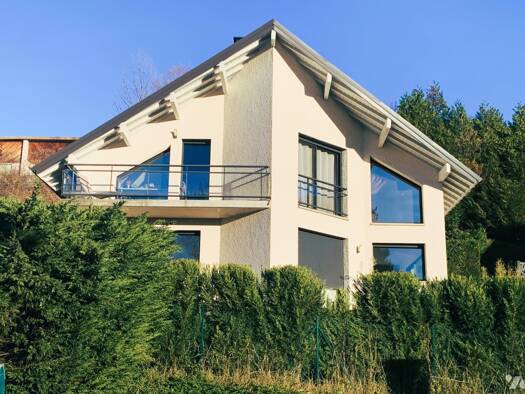 Maison à vendre 640 000 € 4 pièces 2 chambres 110 m² 542 m² de terrain Pugny-Chatenod 73100