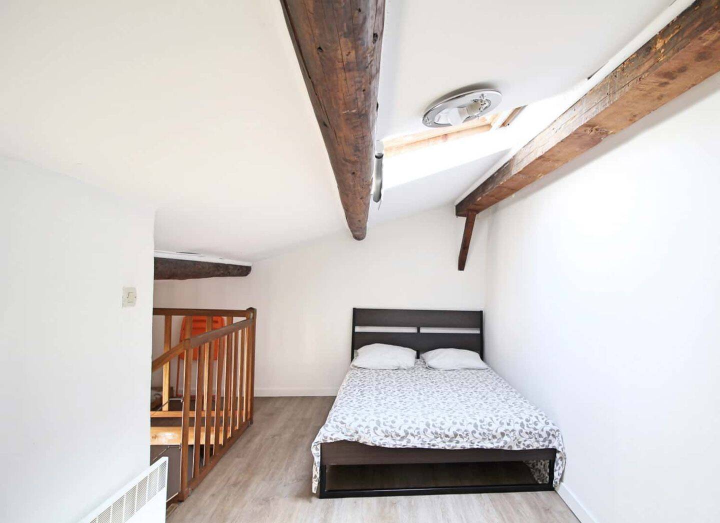 1 pièce 15 m² · à Marseille 6ème Arrondissement · 15 m² · 495 €/mois