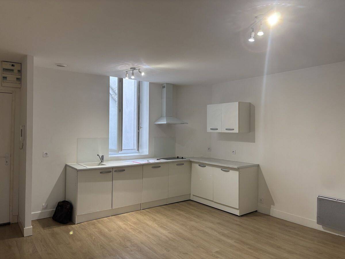 Appartement 2 pièces 42 m² · à Bordeaux · 42 m² · 747 €/mois