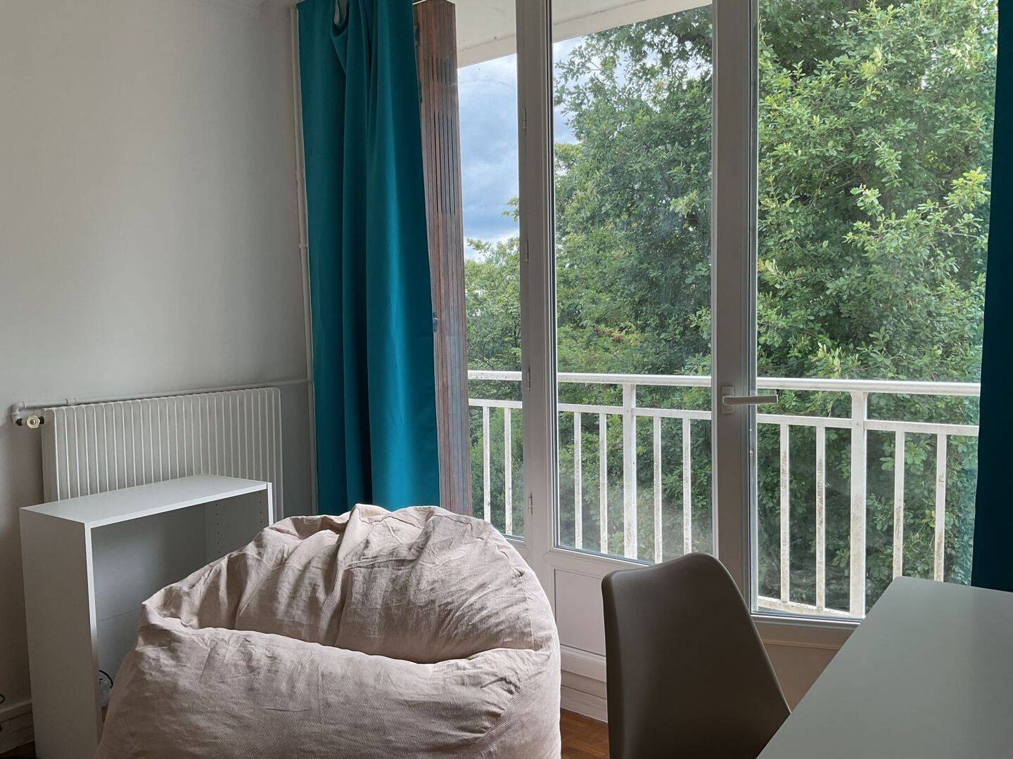 Appartement 3 pièces 60 m² · à Versailles · 60 m² · 550 €
