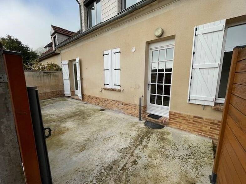 Maison à louer 890 € 3 pièces 2 chambres 70,3 m² disponible à partir du 02/06/2025 Jaux 60880