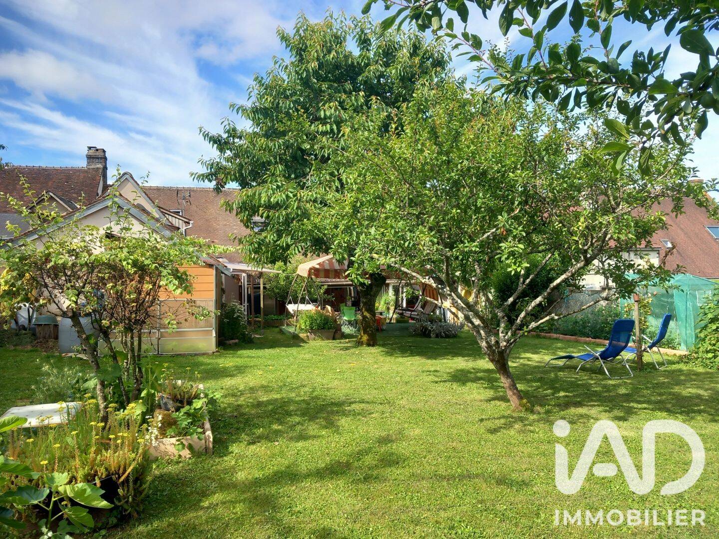 Maison 8 pièces 160 m² · à Beaumont-les-Autels · 160 m² · 199 000 €