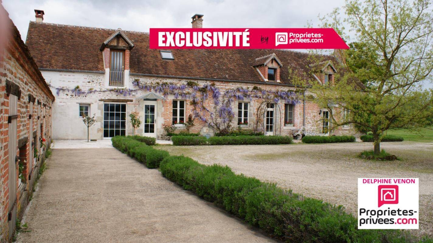 Maison 8 pièces 300 m² · à Sigloy · 300 m² · 992 700 €