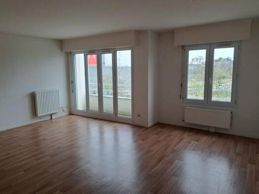 Duplex à vendre 357 000 € 6 pièces 4 chambres 119 m² Étage 4/5 Doutre-Saint Jacques-Nazareth Angers 49000