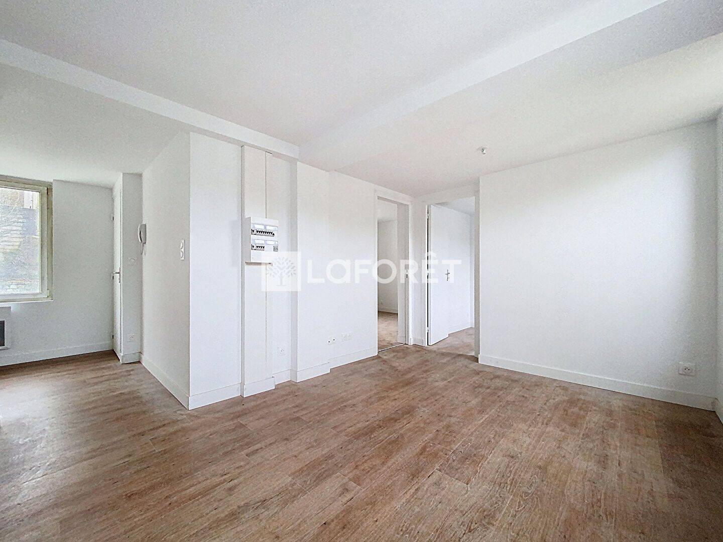Appartement 1 pièce 40 m² · à Elbeuf · 39,6 m² · 495 €