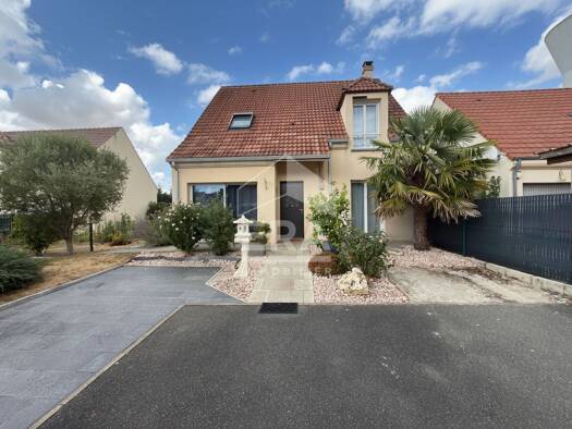 Maison à vendre - Première occupation 296 000 € 5 pièces 4 chambres 107 m² 600 m² de terrain Bréau 77720