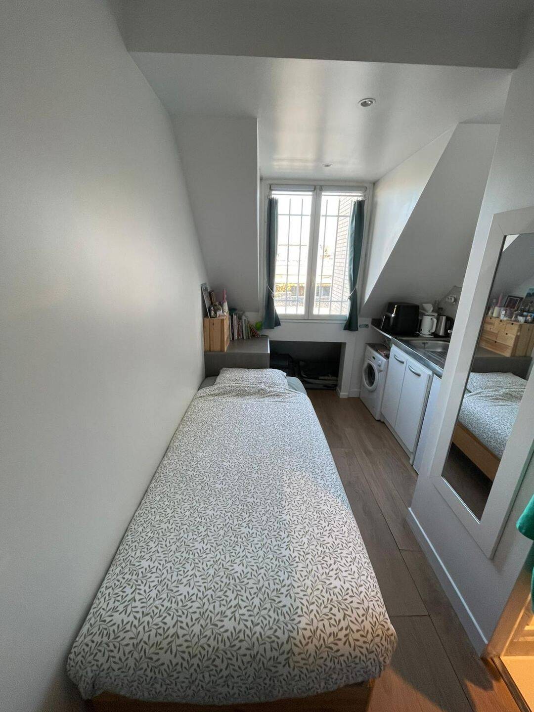 Appartement 1 pièce 9 m² · à Paris 16ème Arrondissement · 9 m² · 700 €/mois