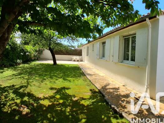 Maison de plain-pied à vendre 367 000 € 4 pièces 2 chambres 83 m² 522 m² de terrain Mairie Périgny 17180