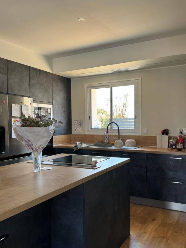 Maison 3 pièces 73 m² · à Castres · 73 m² · 900 €