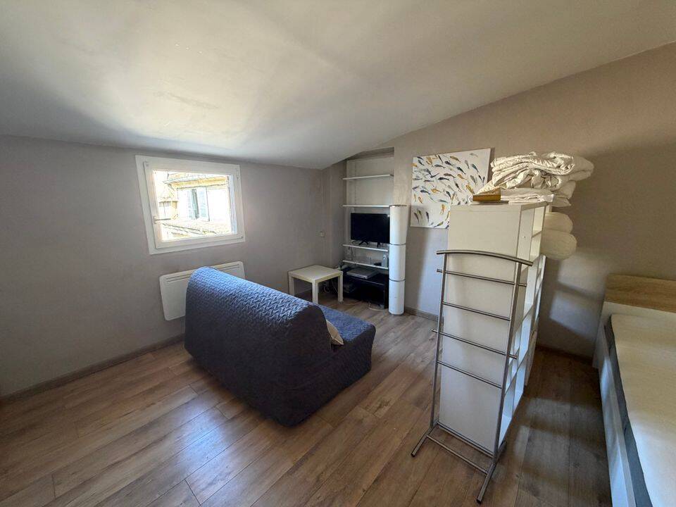 Appartement 1 pièce 32 m² · à Nîmes · 32 m² · 590 €/mois