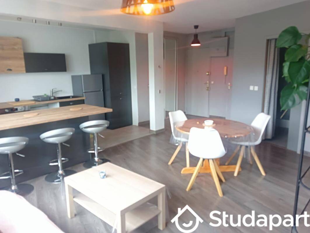 1 pièce 11 m² · à Nantes · 11 m² · 520 €