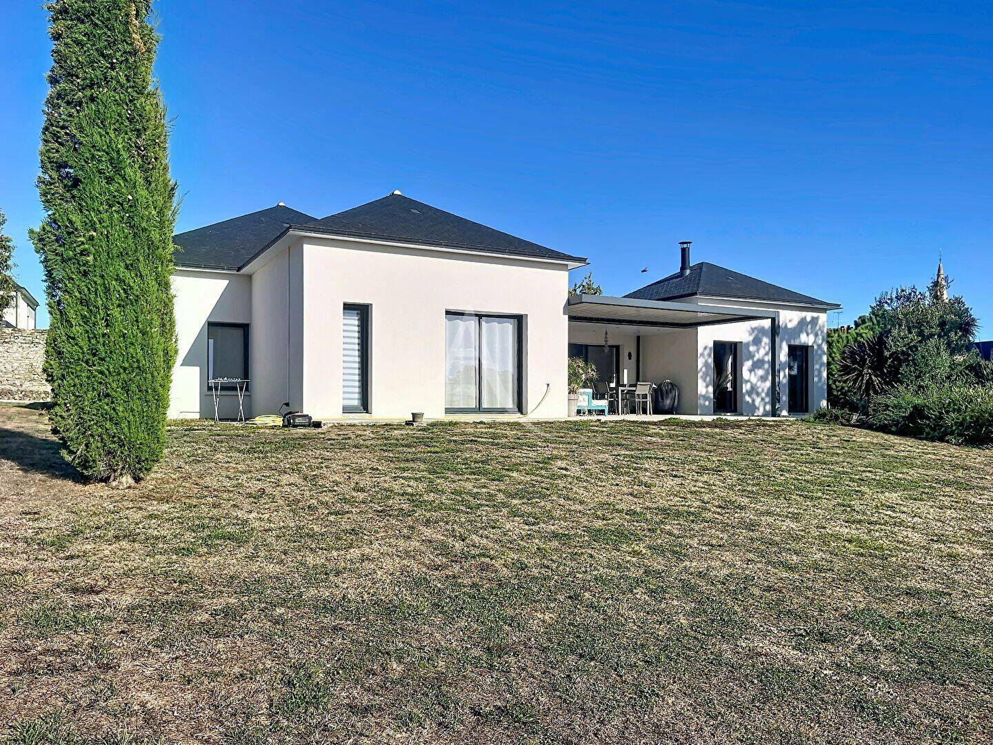 Maison 5 pièces 129 m² · à Segré-en-Anjou Bleu · 129 m² · 369 500 €