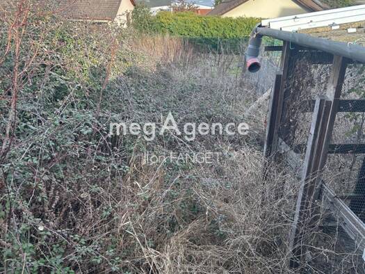 Terrain constructible à vendre 70 000 € 249 m² de terrain L'Hippodrome-Le Bois-Monzil-Zone Industrielle Villars 42390