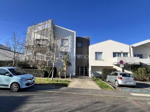 Appartement à vendre 165 000 € 3 pièces 2 chambres 56,7 m² Étage 1/2 Pinot Blagnac 31700