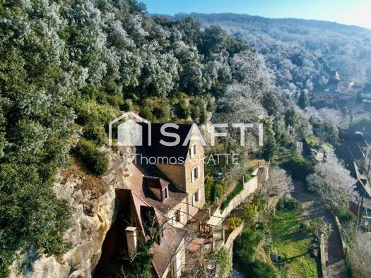 Maison à vendre 379 000 € 6 pièces 4 chambres 100 m² 3 608 m² de terrain La Roque-Gageac 24250