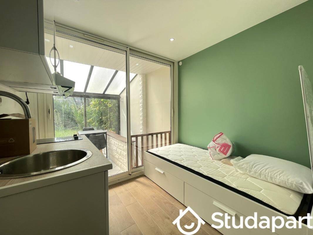 Appartement 1 pièce 11 m² · à Pontoise · 11 m² · 575 €/mois