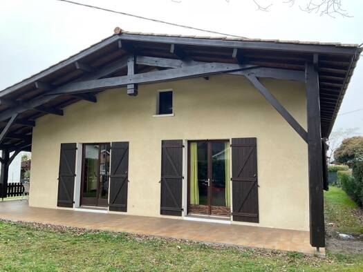 Maison à vendre 380 000 € 4 pièces 3 chambres 121 m² 722 m² de terrain Diffus Biganos 33380