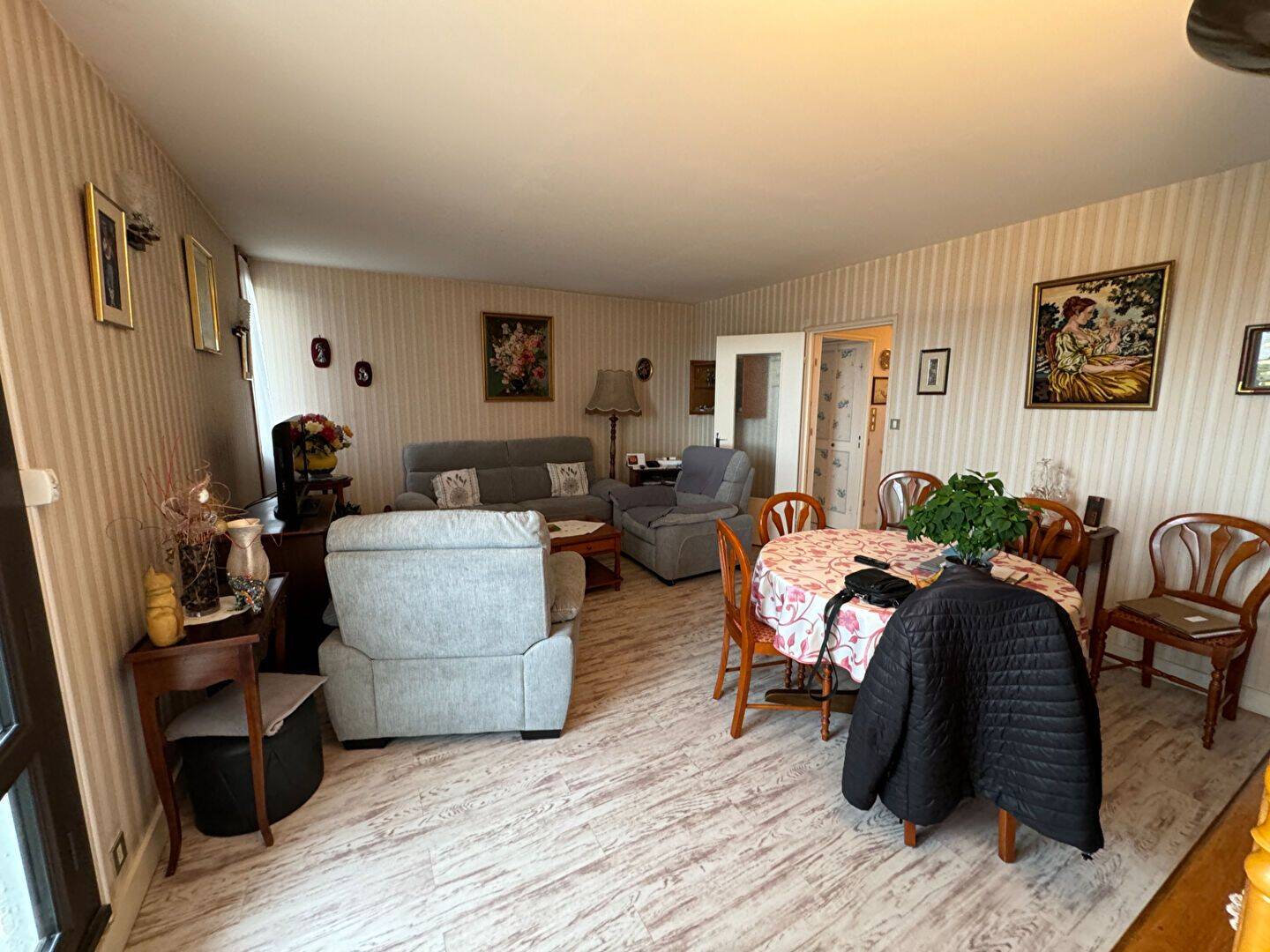 Appartement 4 pièces 75 m² · à Bourges · 75 m² · 48 400 €