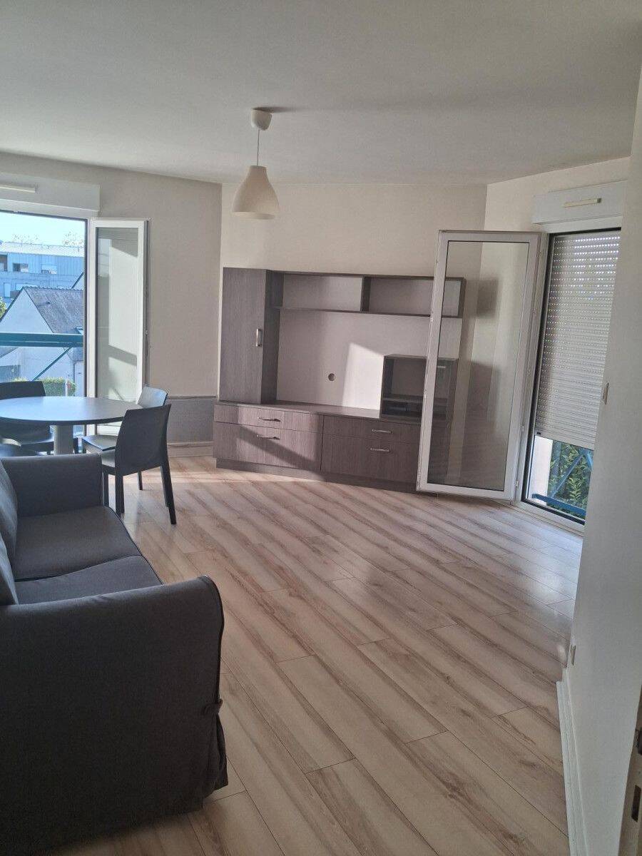 Appartement 2 pièces 42 m² · à Les Ponts-de-Cé · 42 m² · 810 €