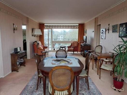 Appartement à vendre 199 000 € 4 pièces 3 chambres 101 m² Étage 3/5 Tourcoing 59200