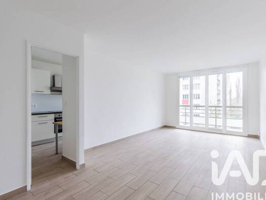 Appartement à vendre 190 000 € 3 pièces 2 chambres 71,6 m² Étage 4/5 Rue de Gravigny Chilly-Mazarin 91380