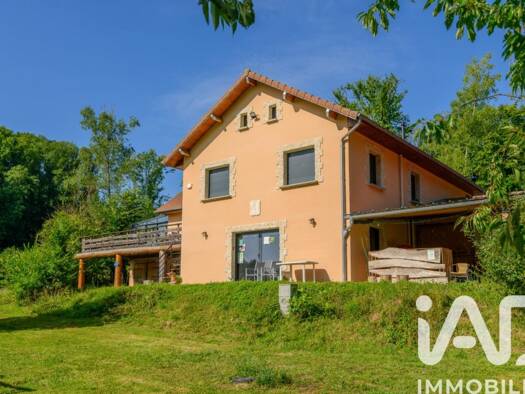 Demeure à vendre 650 000 € 9 pièces 5 chambres 290 m² 32 355 m² de terrain Vouziers 08400