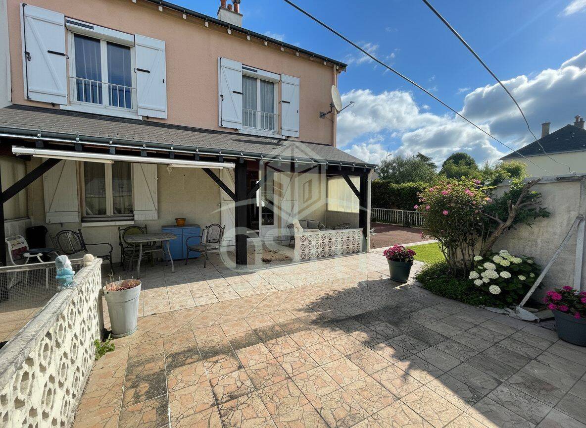 Maison 5 pièces 95 m² · à Esvres · 95 m² · 199 900 €