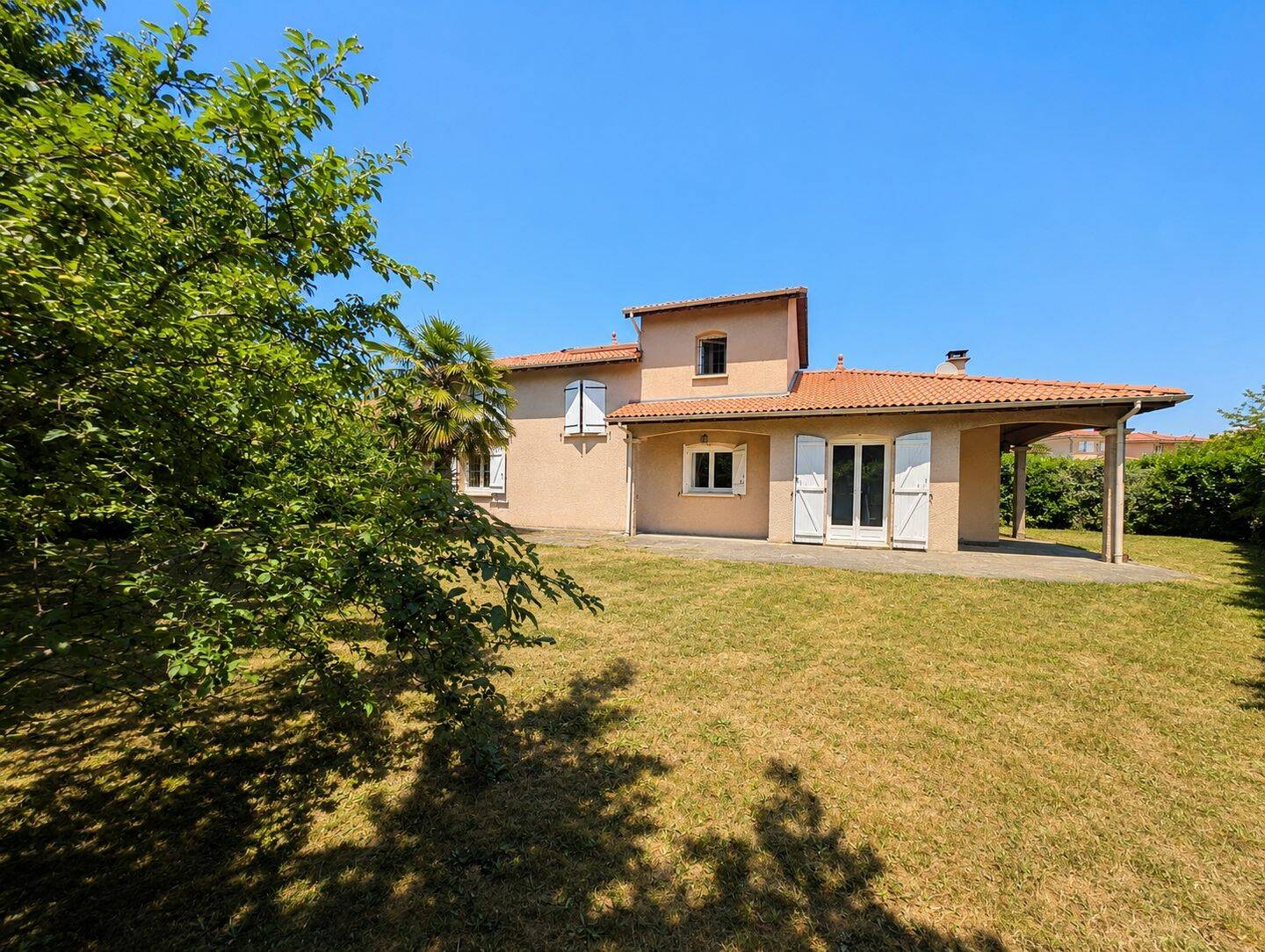 Maison 7 pièces 148 m² · à Villefontaine · 147,6 m² · 320 000 €