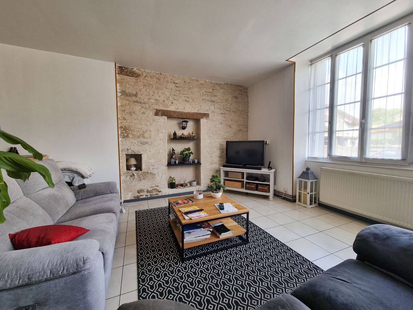 Maison 6 pièces 155 m² · à Joux-la-Ville · 155 m² · 164 000 €