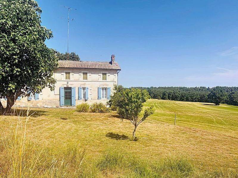 Maison 3 pièces 89 m² · à Saint-Aigulin · 89 m² · 129 600 €