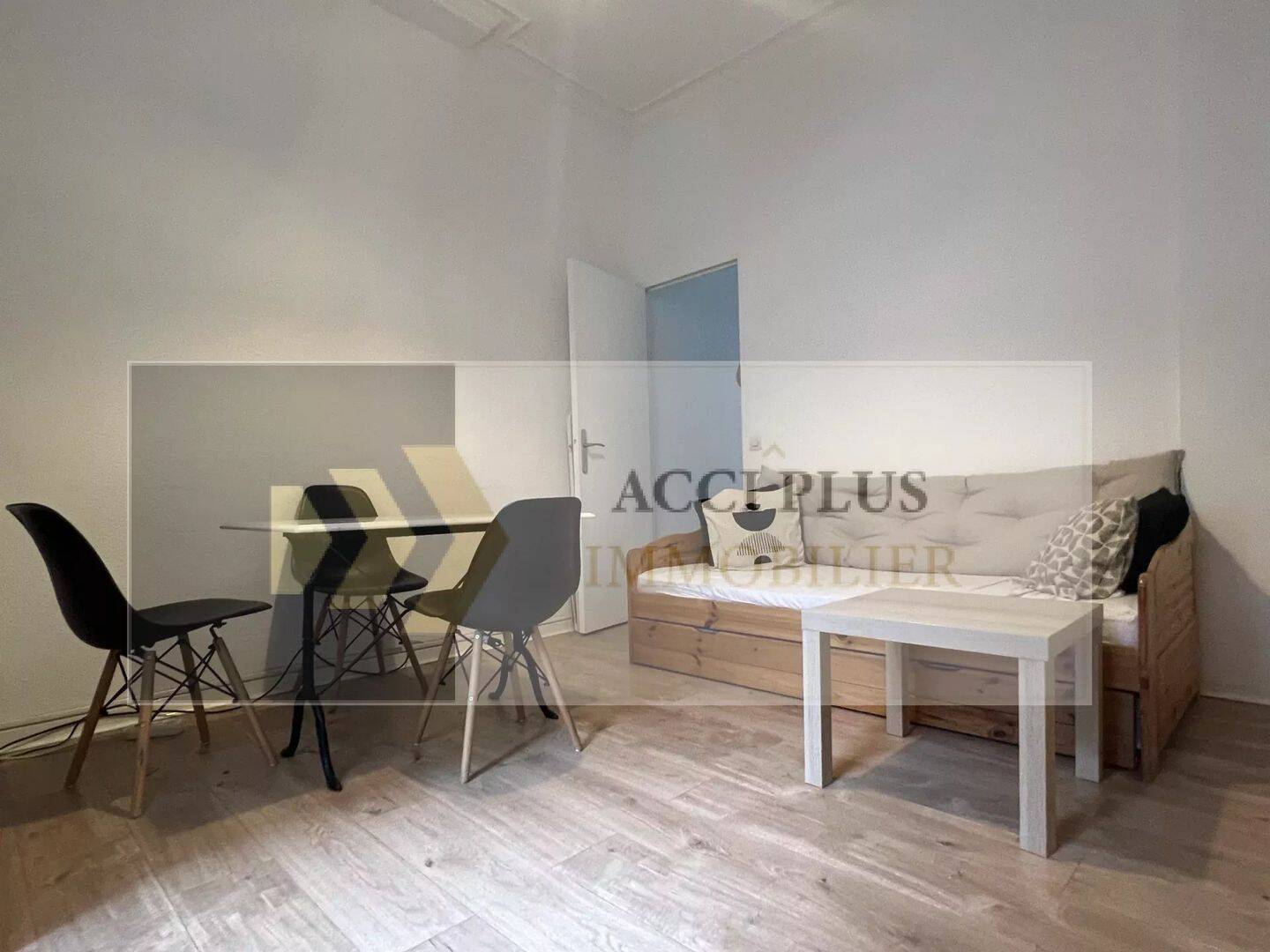Appartement 2 pièces 31 m² · à Nîmes · 30,8 m² · 469 €/mois