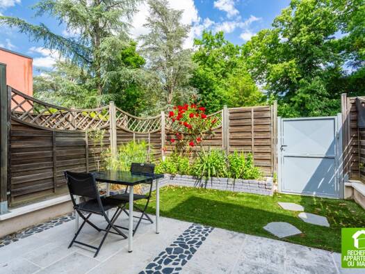 Maison à vendre 265 000 € 4 pièces 3 chambres 78 m² Centre Craponne 69290