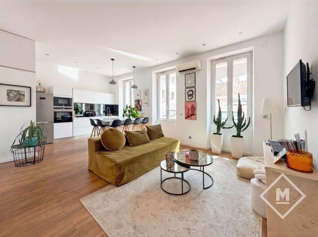 Appartement 2 pièces 52 m² · à Marseille 6ème Arrondissement · 52 m² · 269 000 €