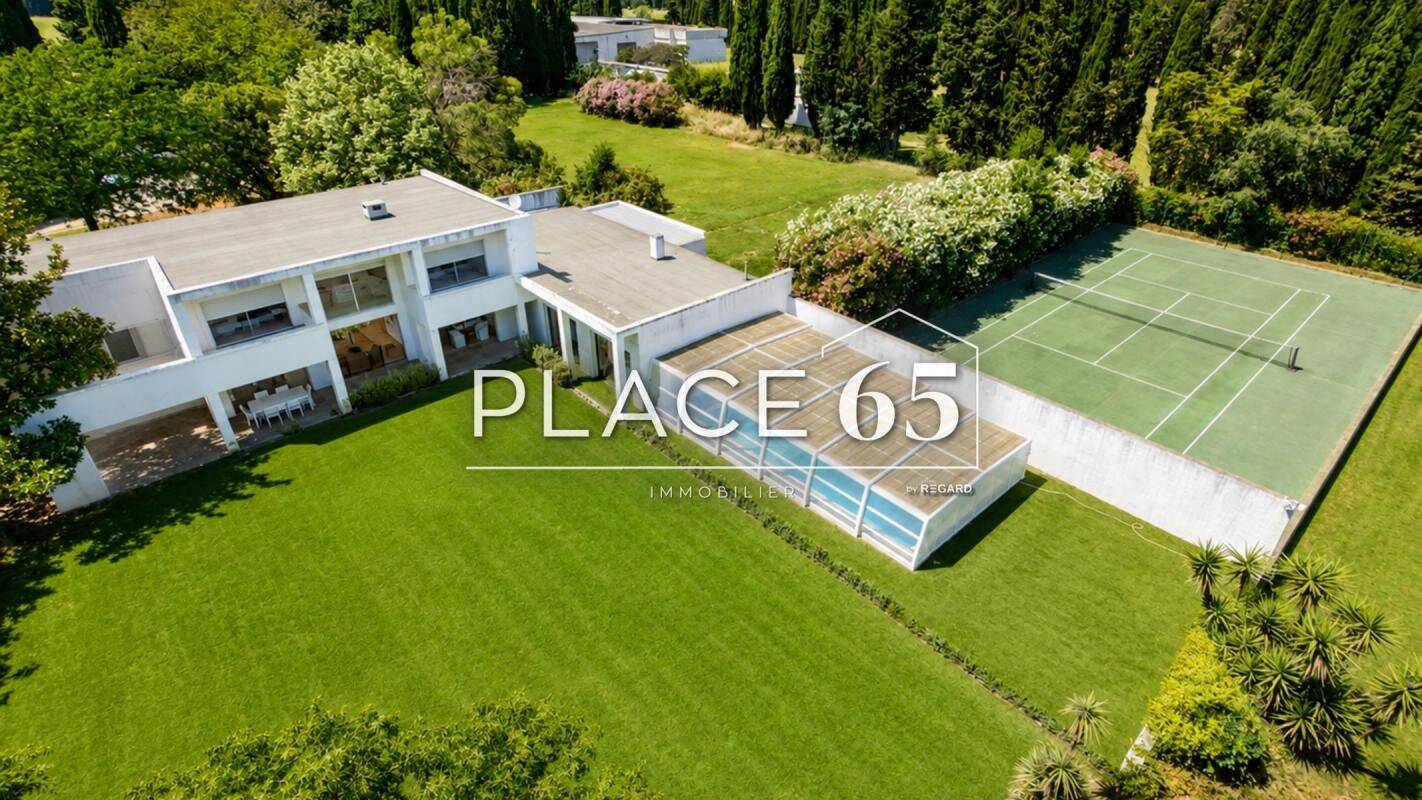 Maison 5 pièces 378 m² · à Manduel · 378 m² · 798 000 €