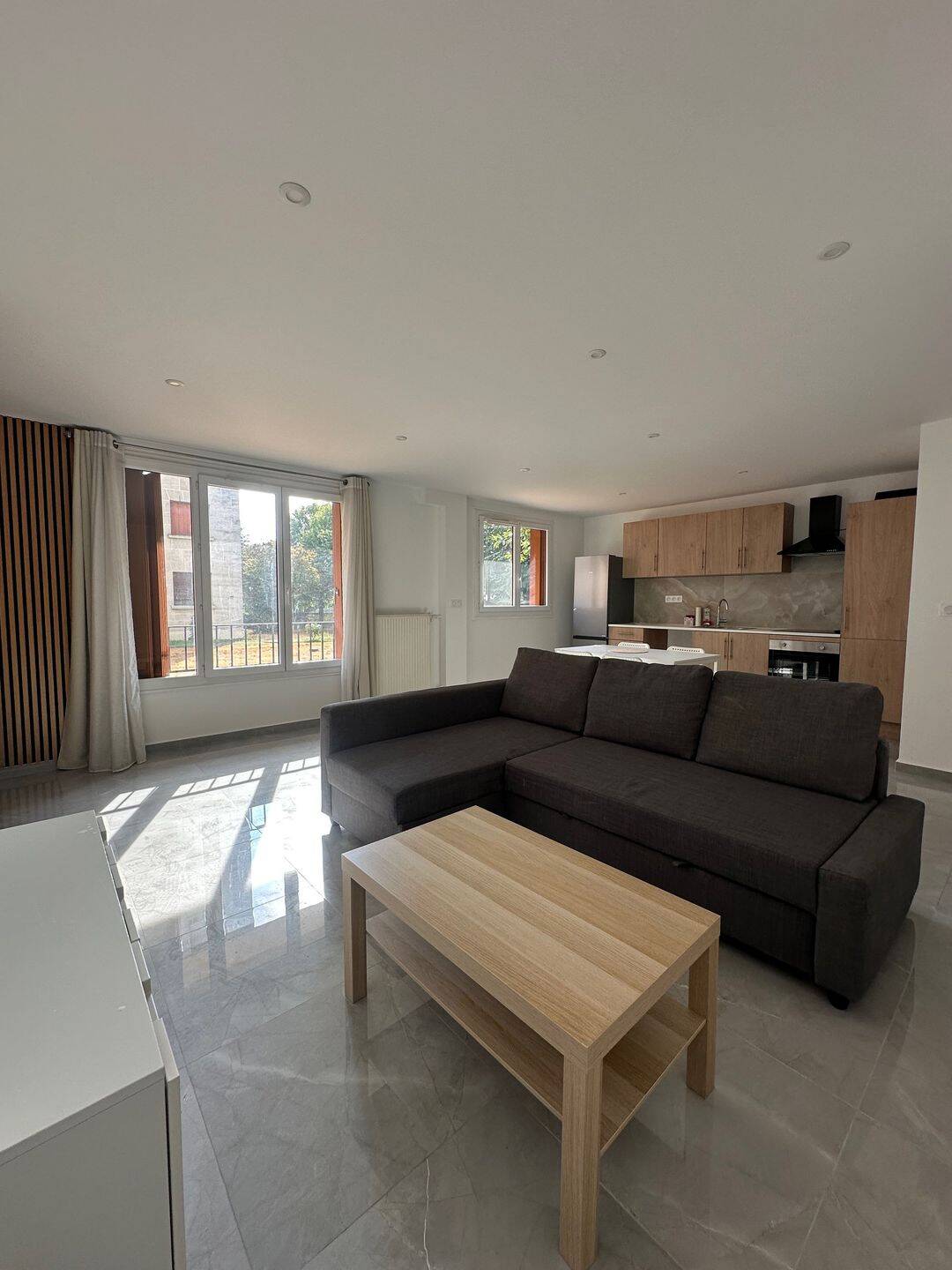 Appartement 2 pièces 50 m² · à Thiais · 50 m² · 1 100 €
