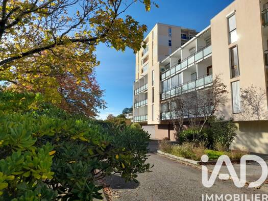 Appartement à vendre 129 000 € 5 pièces 4 chambres 87 m² Étage 3/3 La Plage-Bourg Biscarrosse 40600