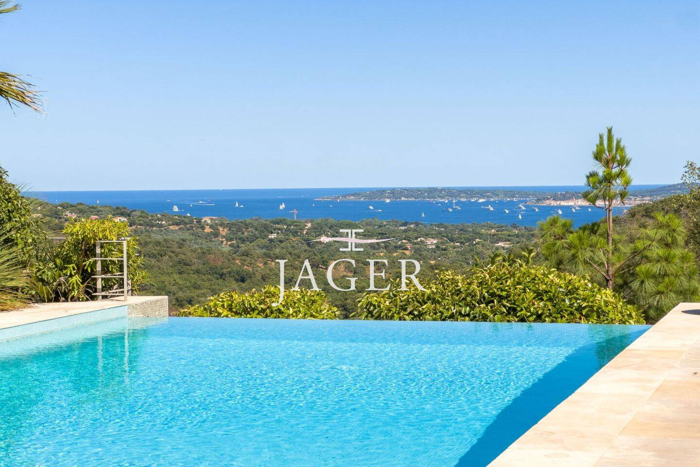 Maison 6 pièces 380 m² · à Grimaud · 380 m² · 3 990 000 €