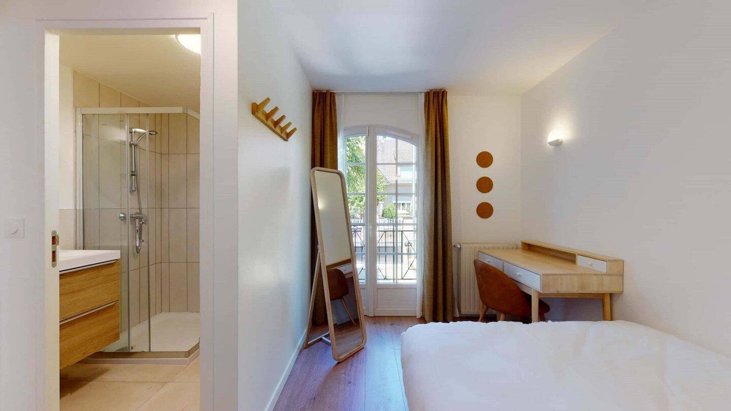1 pièce 15 m² · à Cachan · 15 m² · 979 €