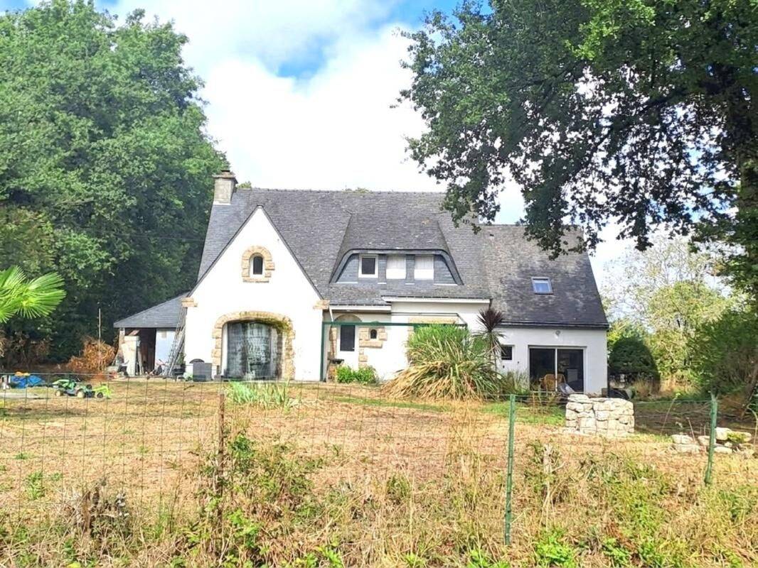 Maison 6 pièces 215 m² · à Pluneret · 215 m² · 489 250 €