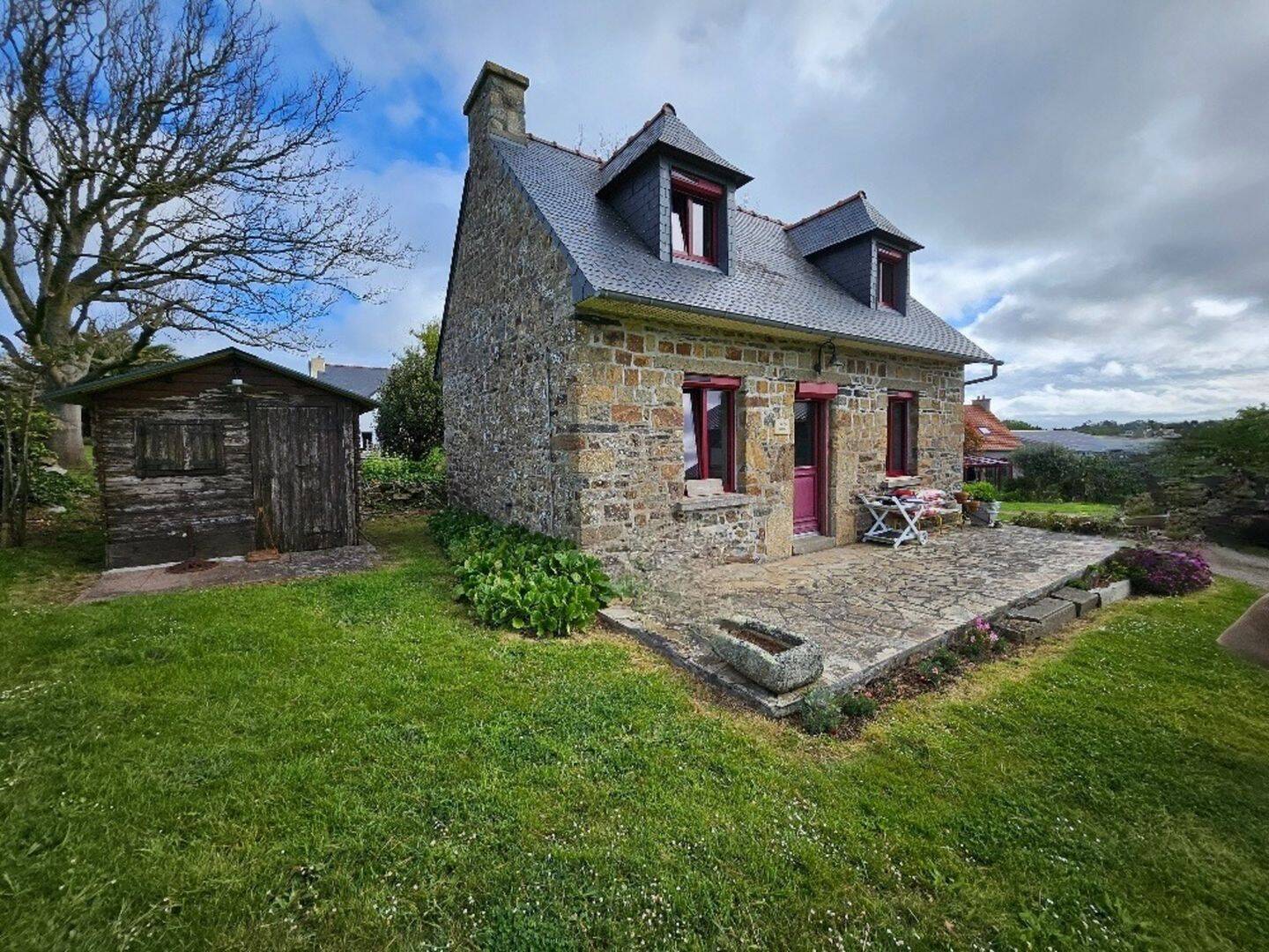 Maison 14 pièces 188 m² · à Roscanvel · 188 m² · 416 000 €